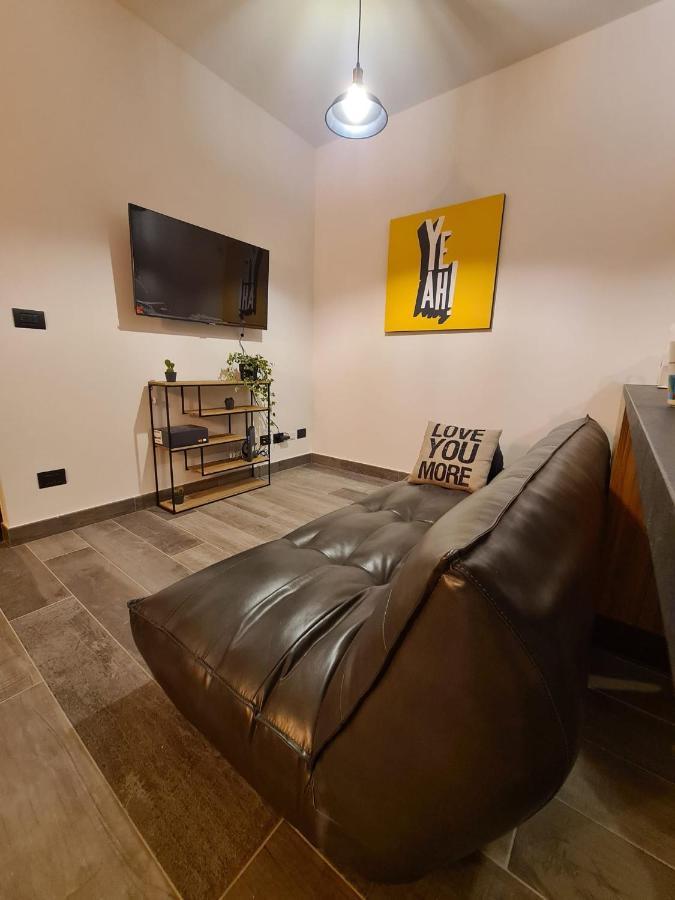 Yellow Uptown 70 - Fiera Milano بيرو المظهر الخارجي الصورة
